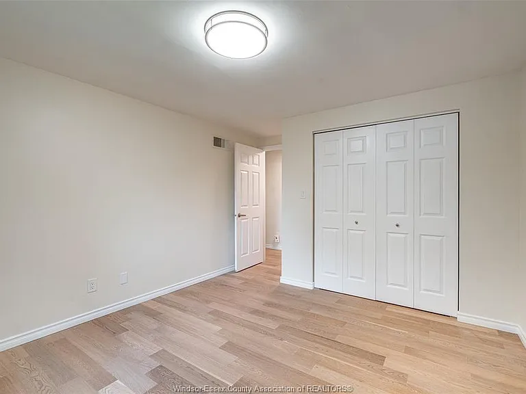 398 Brighton Rd — Photo 40