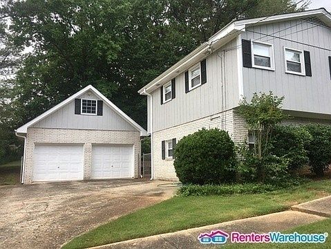 2nd image of 4122 Fawn Ln SE
