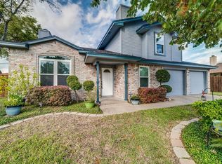 202 Saint James Pl, Midlothian, TX 76065