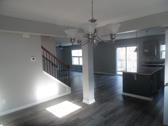 5th image of 27 Shoal Ct