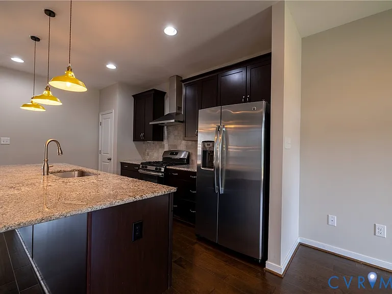 11443 Hayloft Ln — Photo 65