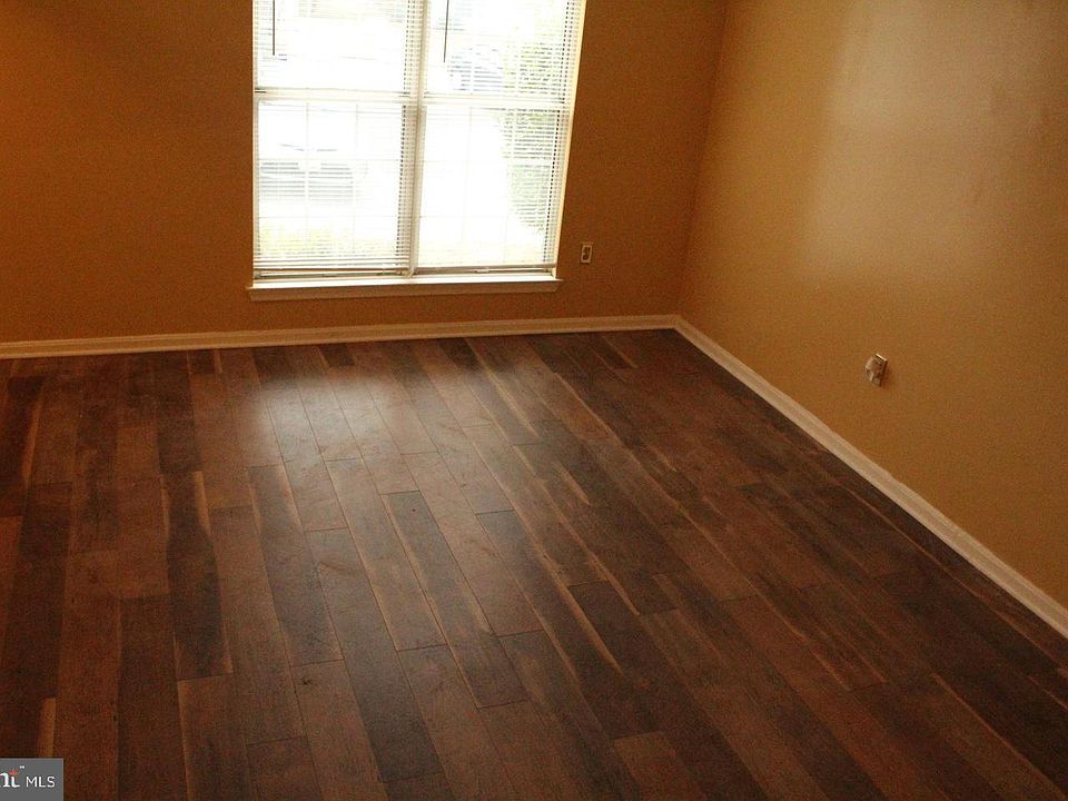 2412 E Rosecroft Village Cir, Oxon Hill, MD 20745 Zillow