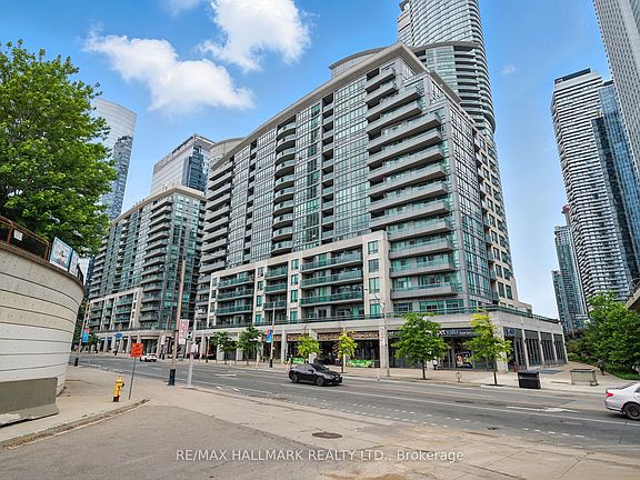 2nd image of 25 Lower Simcoe St #301