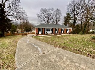 2405 Revolan Ct, Greensboro, NC 27407