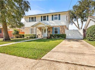 3220 Metairie Ct, Metairie, LA 70002