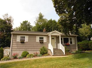 13 Stuart Dr, Danbury, CT 06811