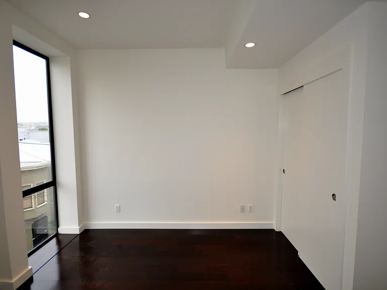 149 Dore St #3 — Photo 10
