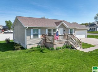 307 Walnut St, Mapleton, IA 51034