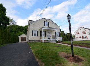 20 Chestnut St, Dudley, MA 01571