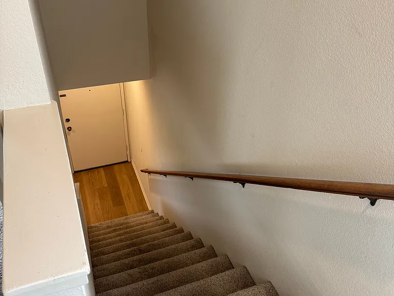 504 McClellan Ave #5 — Photo 35