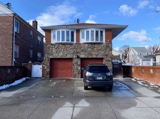 33-78 170th St, Flushing, NY 11358