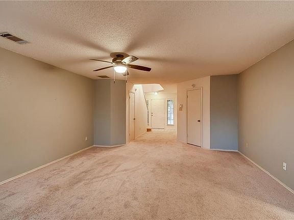 3rd image of 14008 Maricella Ln
