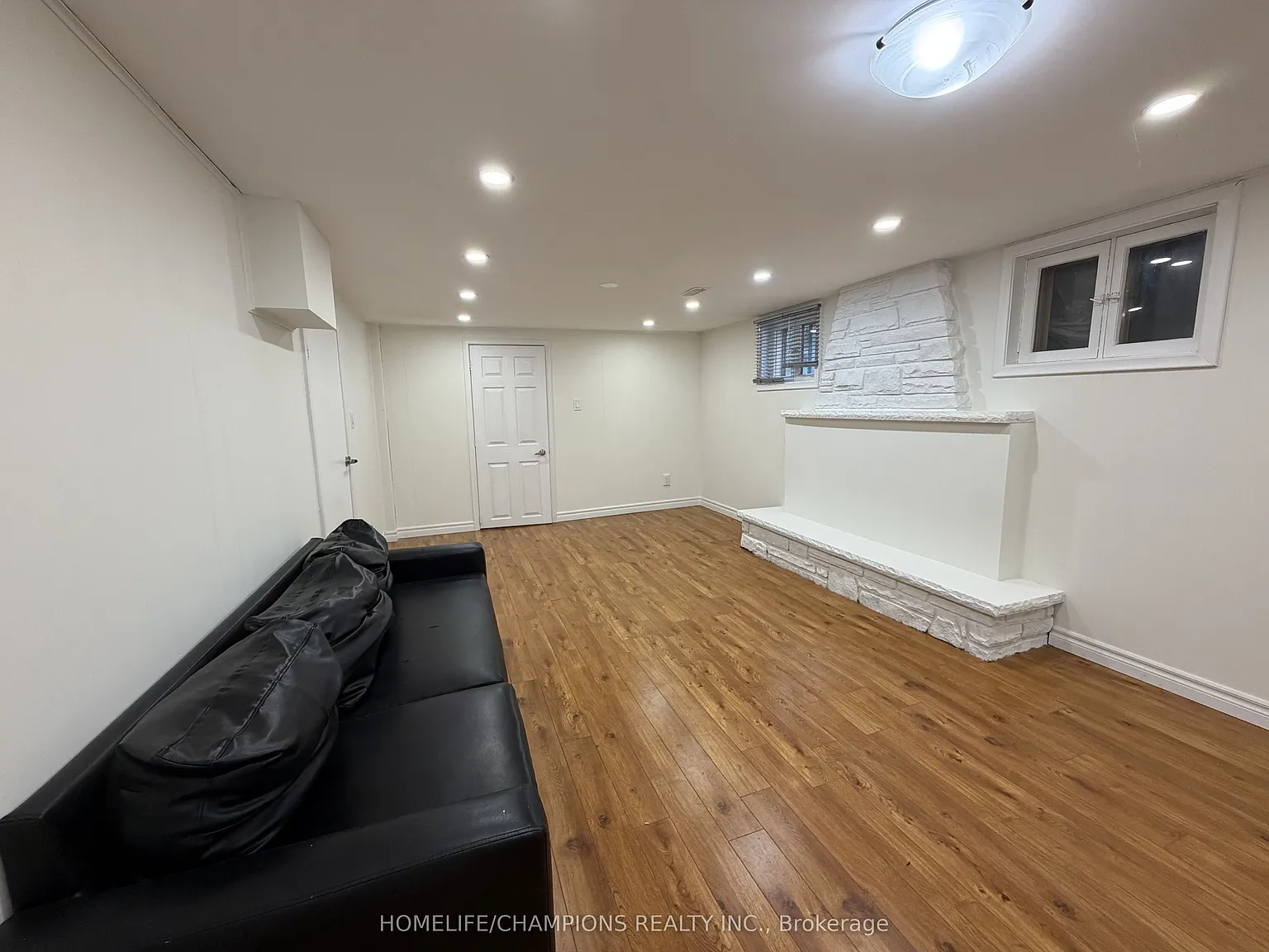 2 bed, $1,699 — Photo 2