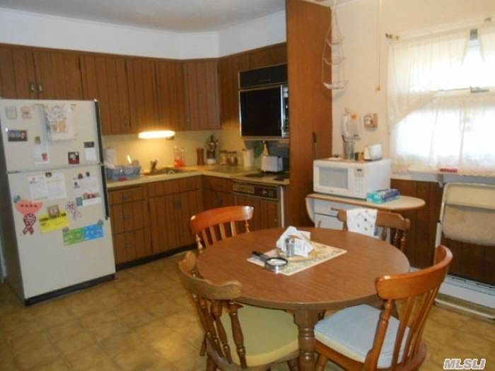 58 Twig Ln, Levittown, NY 11756 Zillow