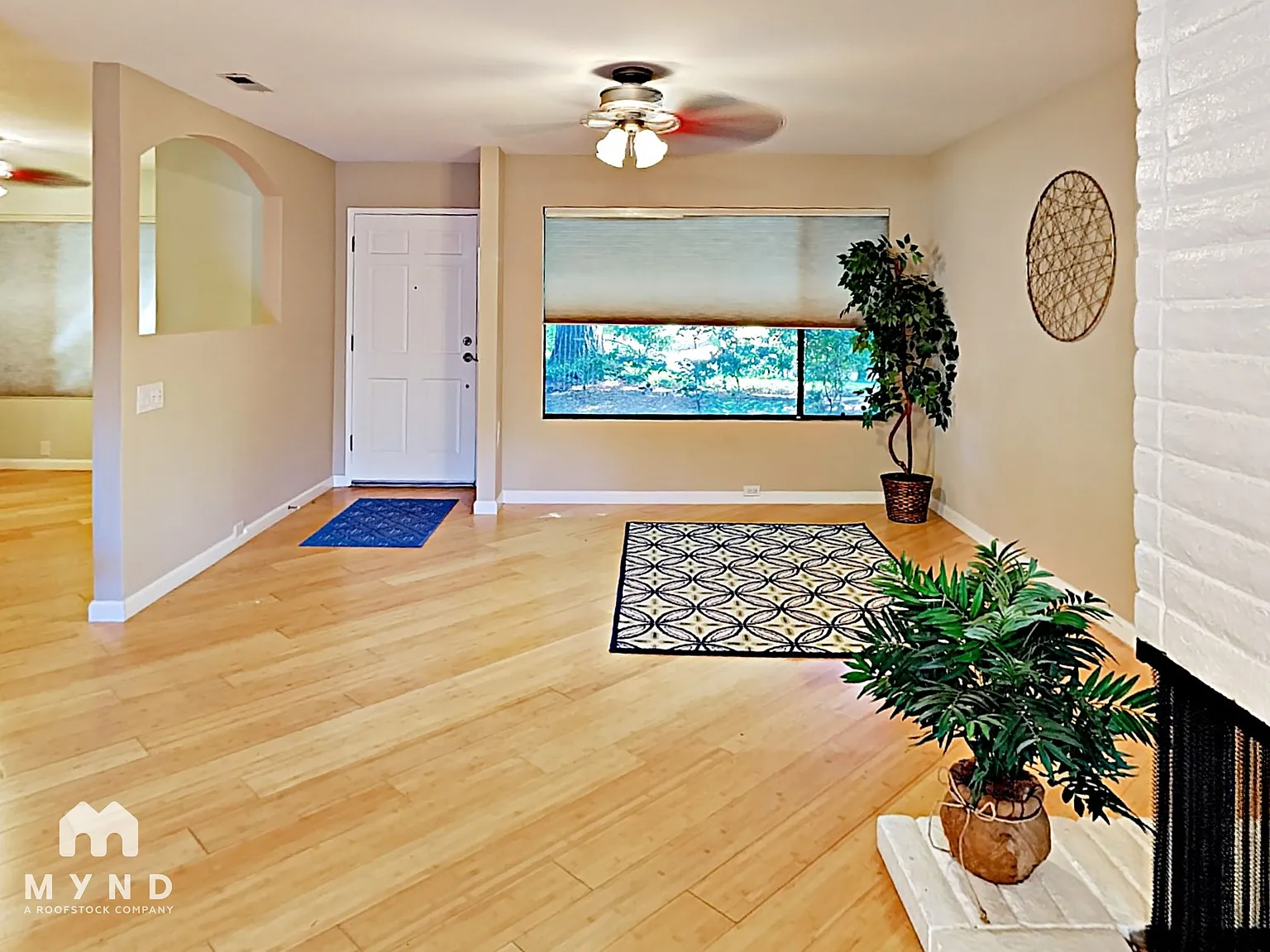 2 bed, 2.5 bath, 1742 sqft, $2,750 — Photo 2
