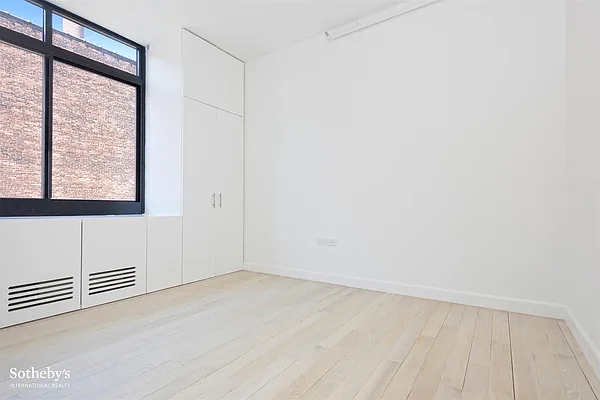 Rented by Sotheby's International Realty | media 19