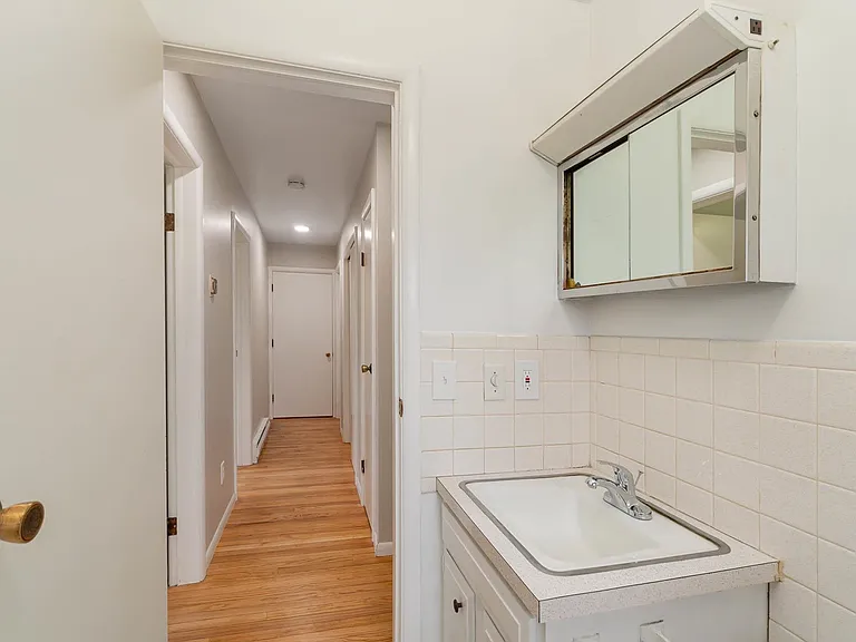 3230 Pasadena Pl — Photo 19