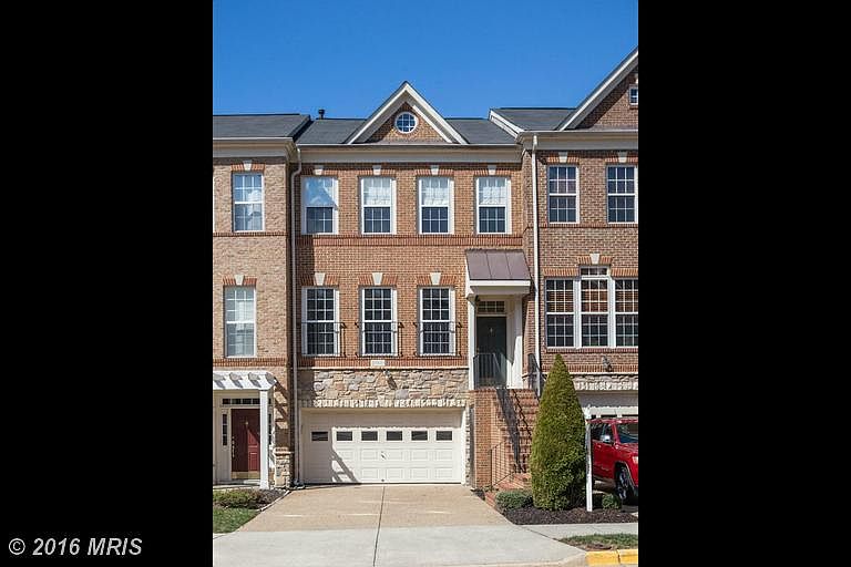1st image of 21931 Windy Oaks Sq