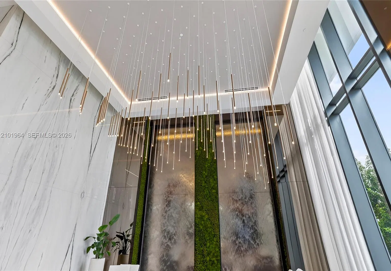 Oasis Hallandale West — Photo 2