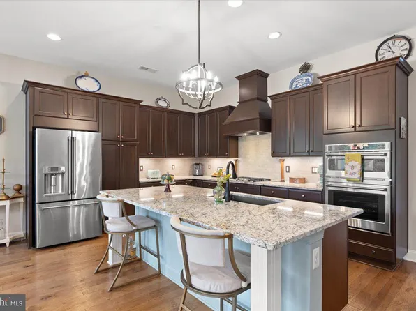 117 Mallard Dr, Lake Frederick, VA 22630