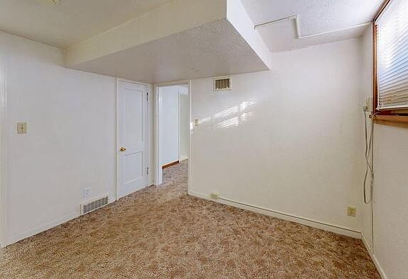 4th image of 310 N 12th St
