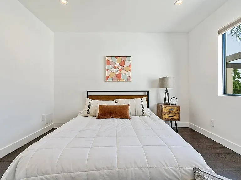 13940 Bermax Ave — Photo 24