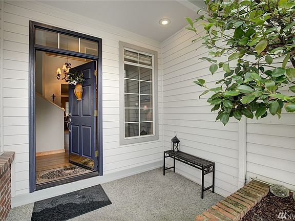 2nd image of 25432 SE 42nd Pl