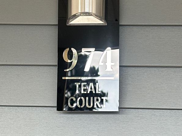 974 Teal Ct