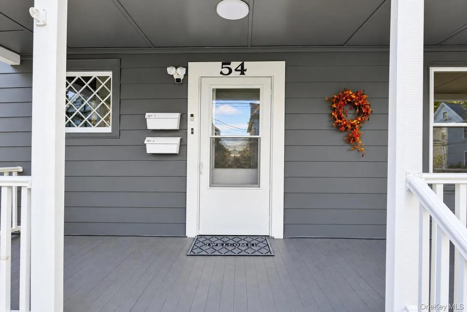 3 bed, 1.0 bath, 1400 sqft, $3,000 — Photo 3