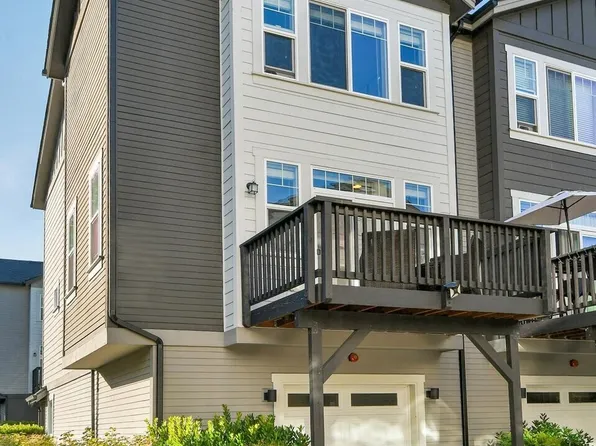 153 SW 185th Lane, Normandy Park, WA 98166