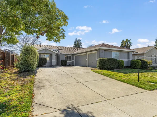 627 McDevitt Dr, Wheatland, CA 95692