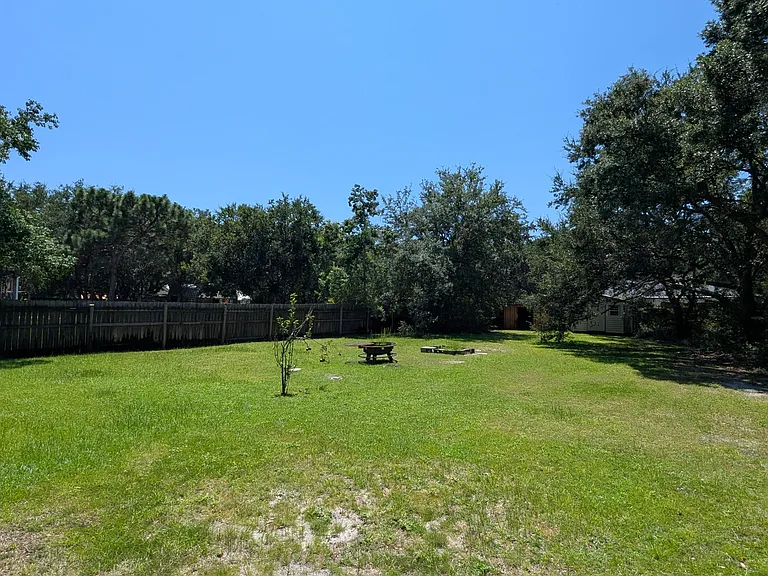 8325 Fortworth St — Photo 27