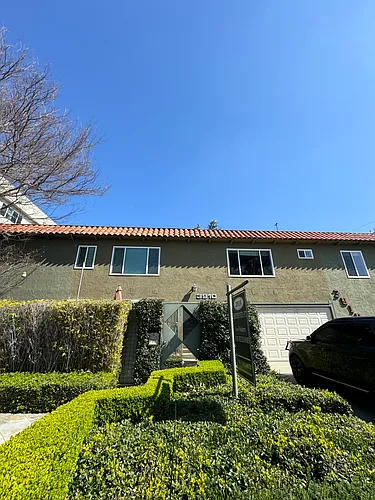 3910 Beethoven St Photo 1