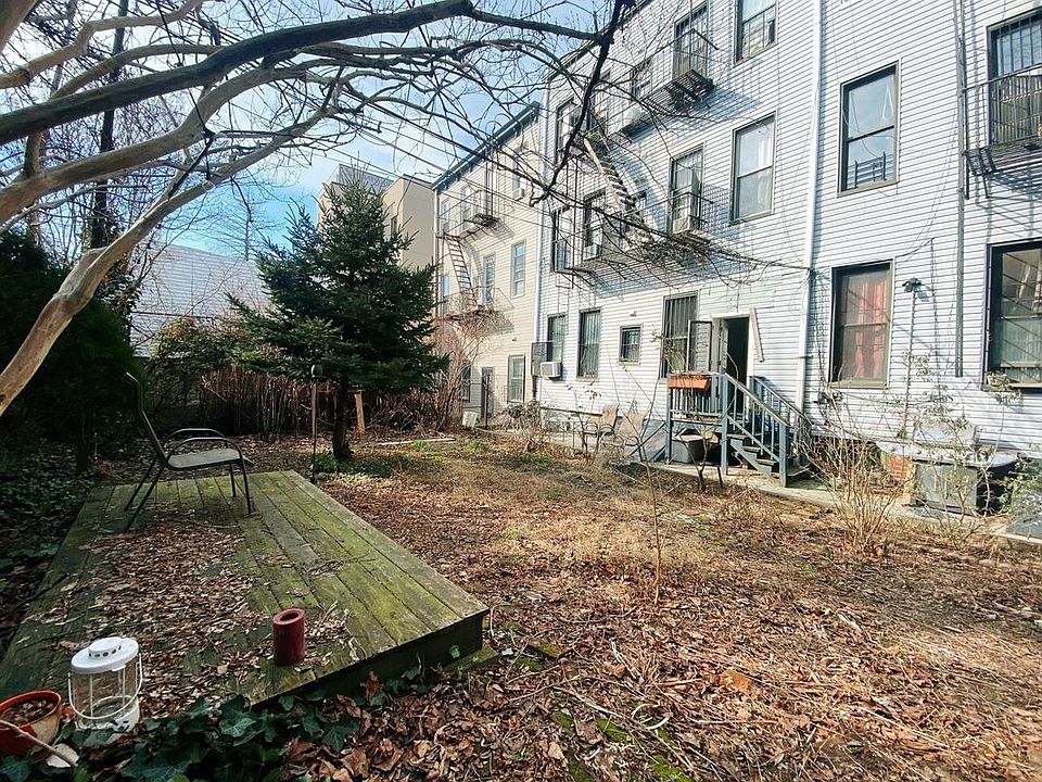 1st image of 386 Harman St #1LL