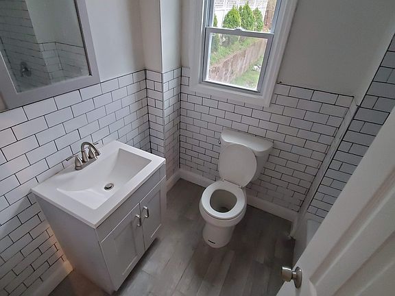 4th image of 333 Harrison St Floor 1