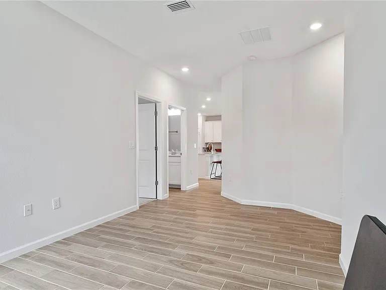 9324 SW 58th Cir — Photo 13