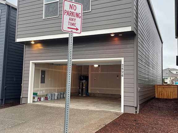2nd image of 2626 NE 116th Pl