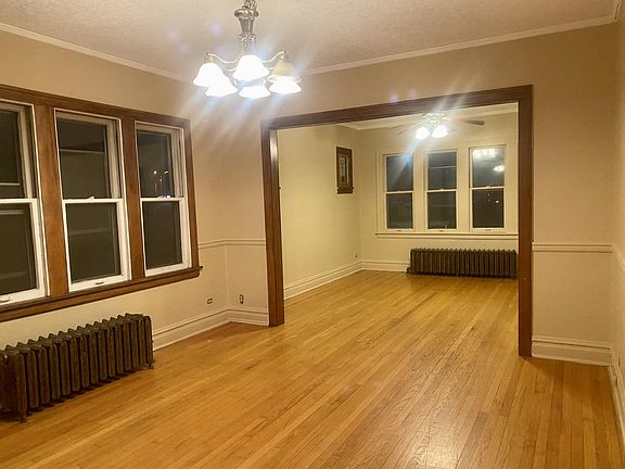 3rd image of 632 Marengo Ave #2