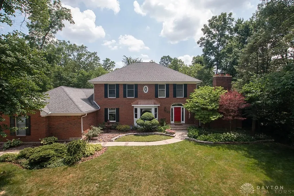 6 bed, 5157 sqft, $4,250 — Photo 4