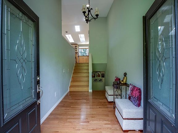 Large entry way