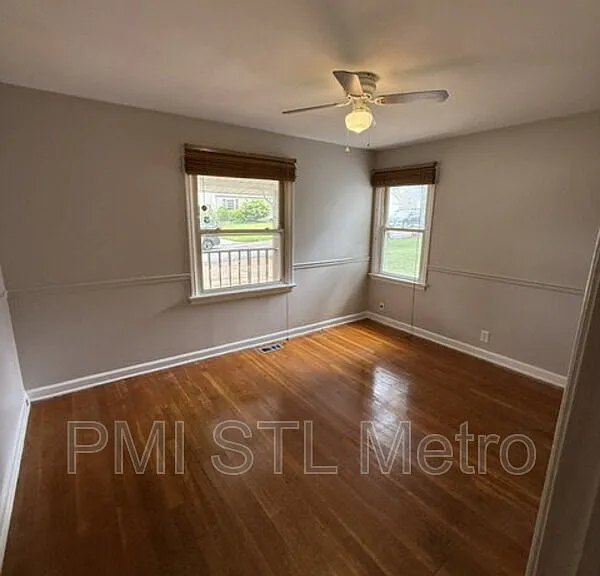1254 Roxton Dr — Photo 6