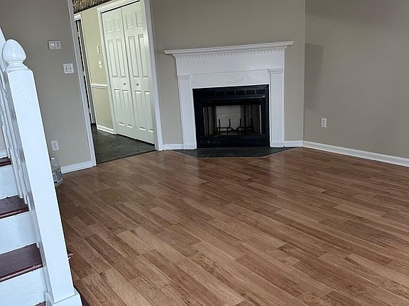 2nd image of 3816 Sterling Pointe Dr Unit I2