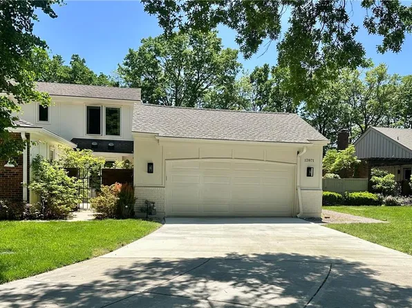 12871 Cambridge Ter, Leawood, KS 66209