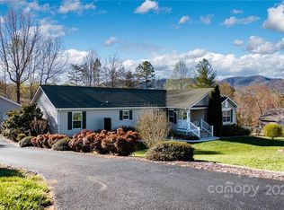 4230 Boulder Dr, Morganton, NC 28655