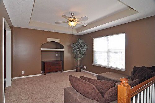 3rd image of 408 NW Europa Dr