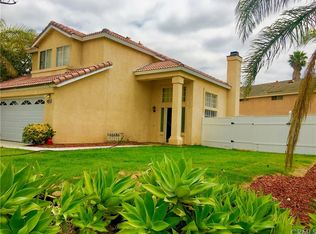 13931 Hillcrest Dr, Fontana, CA 92337