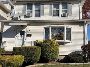 61 W Homestead Ave, Palisades Park, NJ 07650
