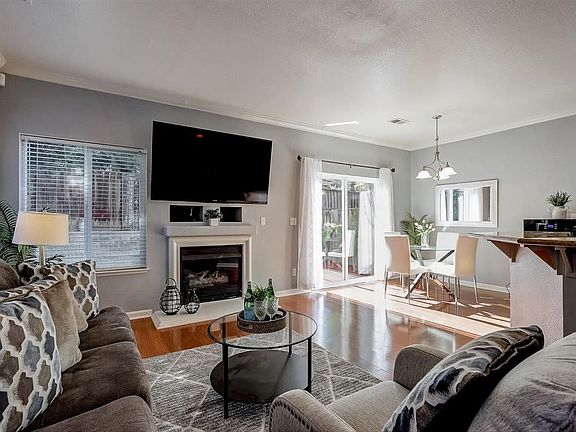 3rd image of 3816 Chambery Ct