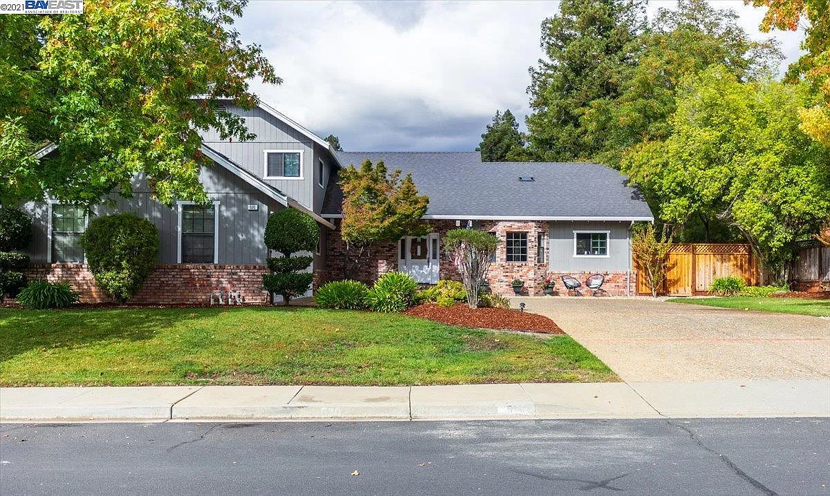 520 Lagrange Ln photo 1