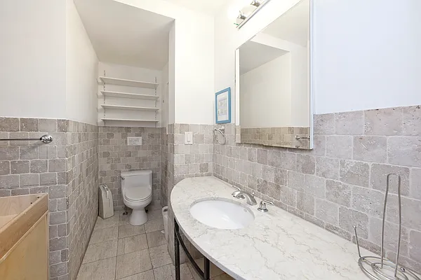 Rented by R New York | media 11